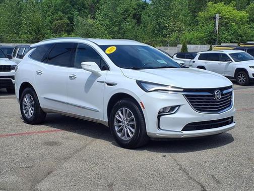 White 2024 Buick Enclave Premium