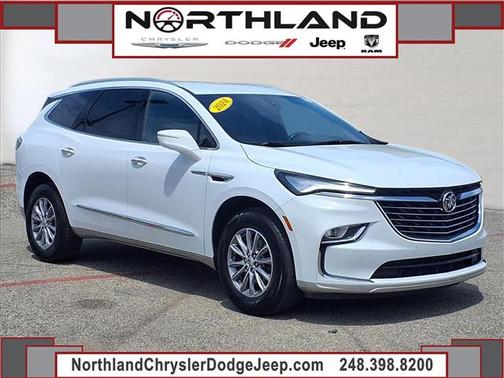 White 2024 Buick Enclave Premium