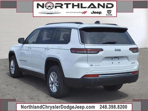 2021 Jeep Grand Cherokee L Laredo