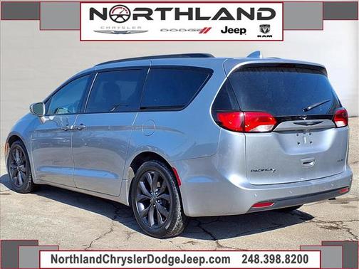 2020 Chrysler Pacifica Limited