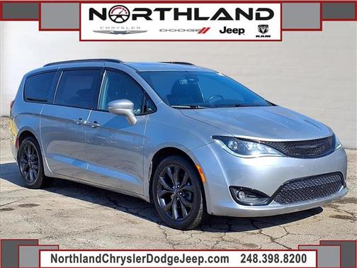 2020 Chrysler Pacifica Limited