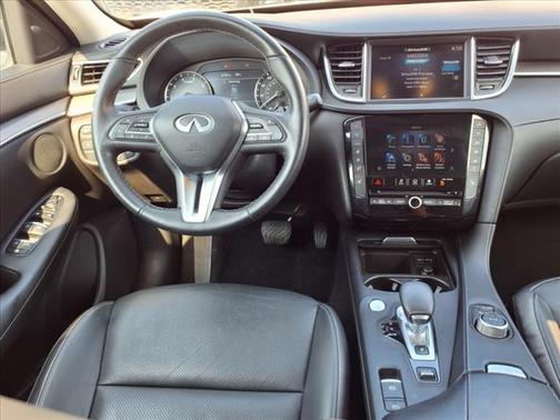 2022 INFINITI QX50 Luxe