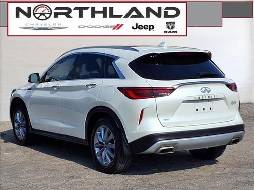 2022 INFINITI QX50 Luxe