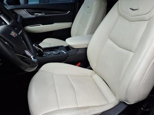 2023 Cadillac XT6 Sport AWD