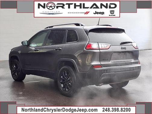 2023 Jeep Cherokee Altitude Lux