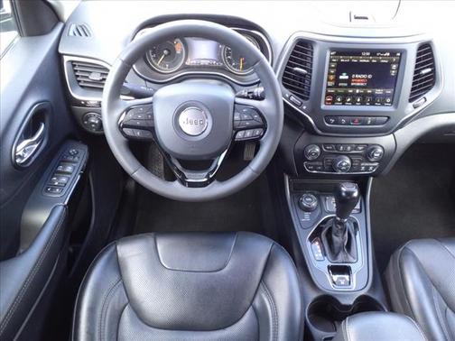 2023 Jeep Cherokee Altitude Lux