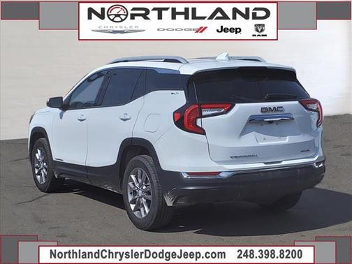 2024 GMC Terrain SLT