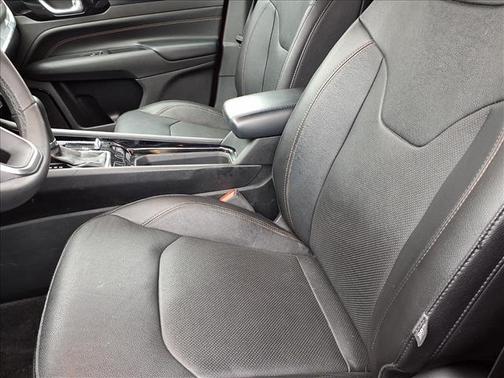 2023 Jeep Compass (RED) Edition