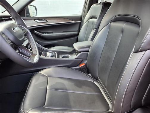 Gray 2026 Jeep Grand Cherokee Limited