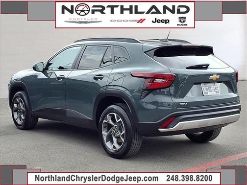 Gray 2025 Chevrolet Trax LT