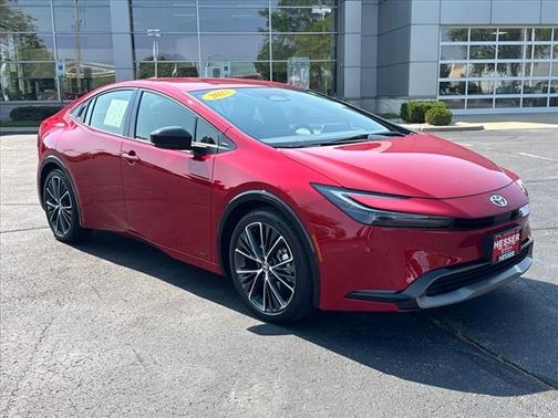 2025 Toyota Prius XLE