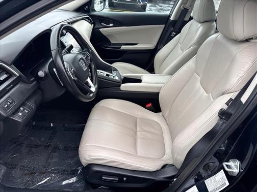 2022 Honda Insight Touring