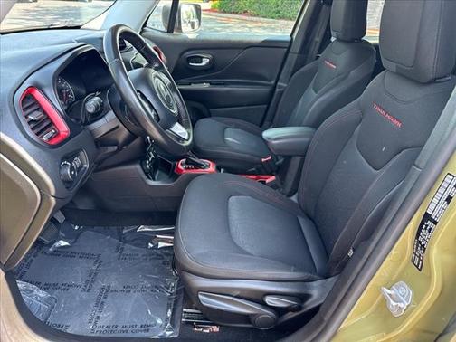 2015 Jeep Renegade Trailhawk