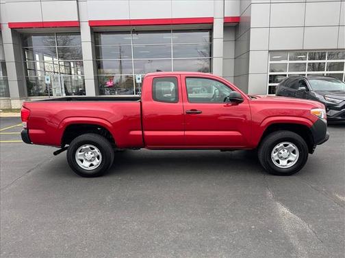2016 Toyota Tacoma SR