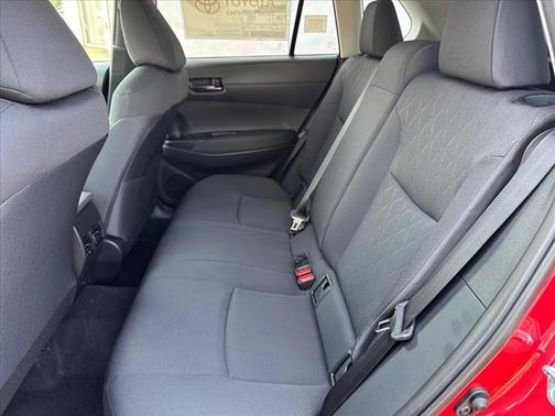 2025 Toyota Corolla Cross LE