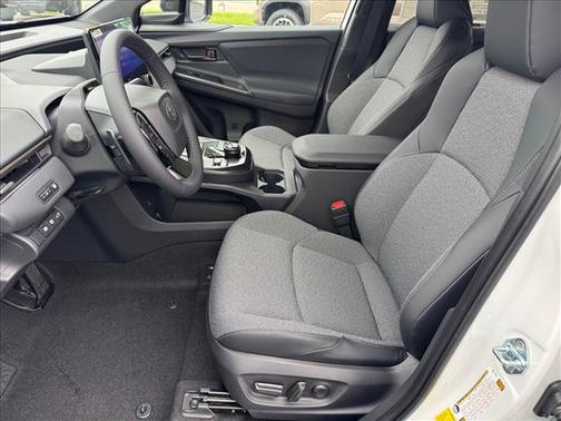 Wind Chill Pearl 2026 Toyota bZ XLE