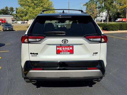 2025 Toyota RAV4 Hybrid SE