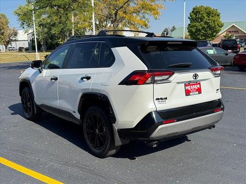 2025 Toyota RAV4 Hybrid SE