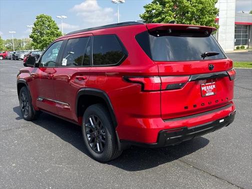 2025 Toyota Sequoia Platinum