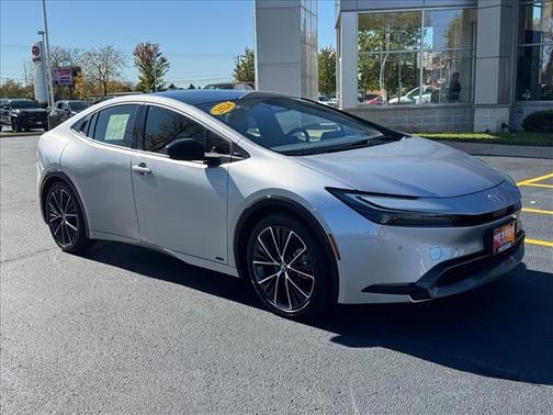 2024 Toyota Prius XLE