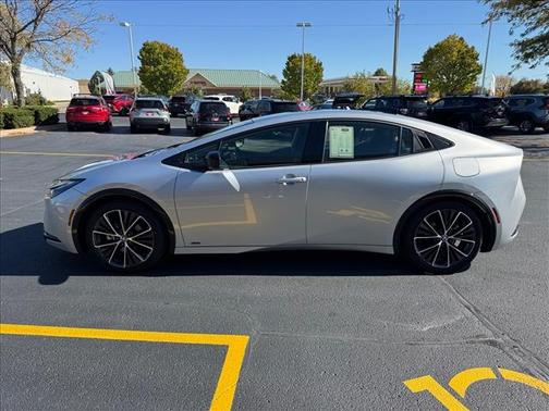 2024 Toyota Prius XLE