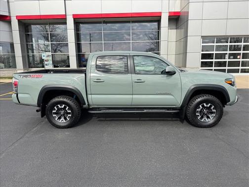 2023 Toyota Tacoma TRD Off Road