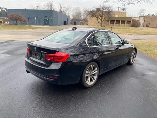 2017 BMW 330e iPerformance