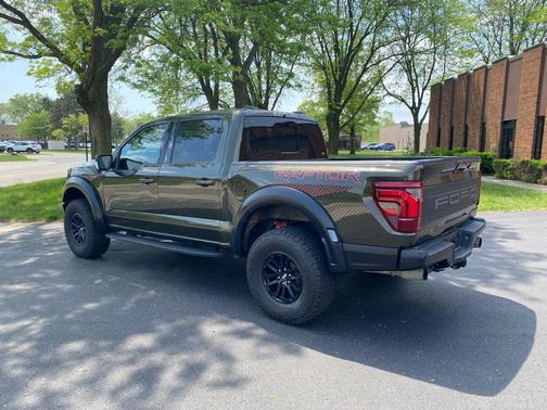 Shelter Green 2024 Ford F-150 Raptor
