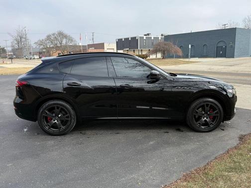 2019 Maserati Levante Base