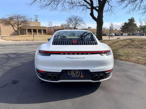 2020 Porsche 911 Carrera 4S