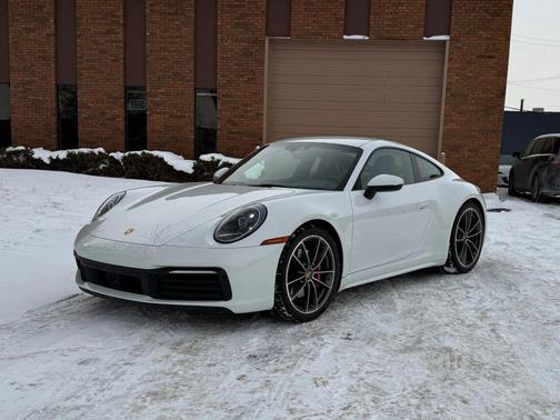 2020 Porsche 911 Carrera 4S
