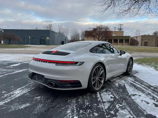 2020 Porsche 911 Carrera 4S