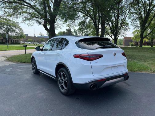 2022 Alfa Romeo Stelvio Ti