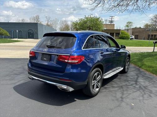 2017 Mercedes-Benz GLC 300 Base