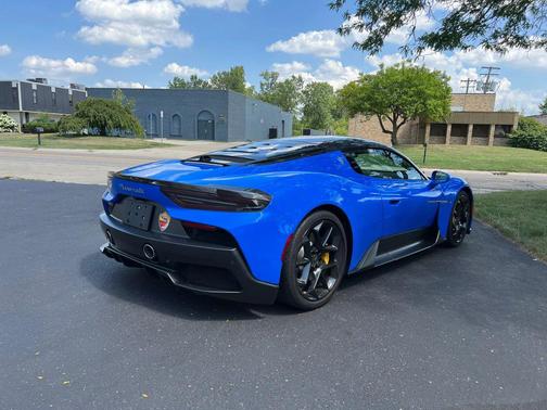 2022 Maserati MC20 Coupe 2D