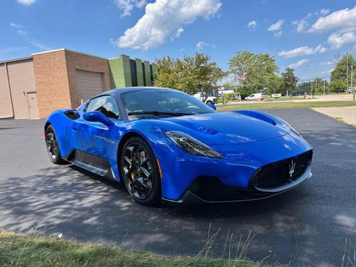 2022 Maserati MC20 Coupe 2D