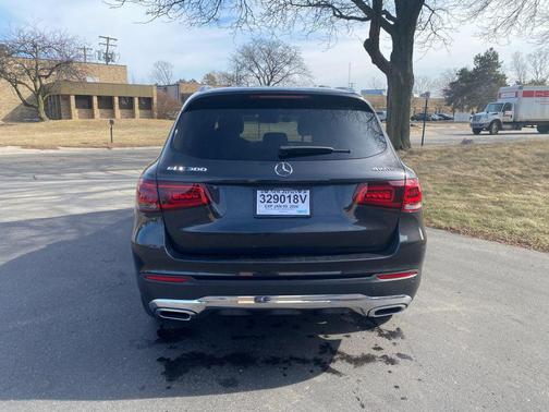 2022 Mercedes-Benz GLC 300 4MATIC
