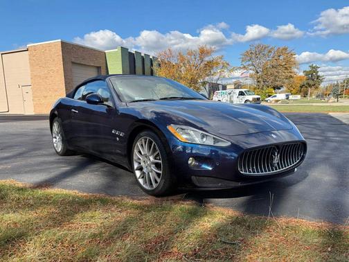 2015 Maserati GranTurismo Base