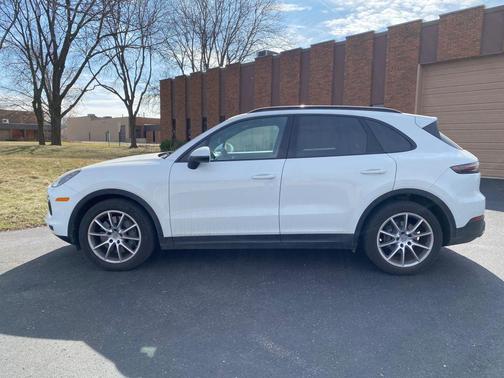 2019 Porsche Cayenne S