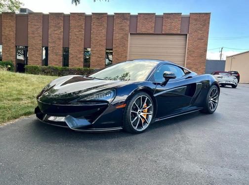 2019 McLaren 570S Coupe 2D