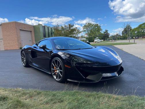 2019 McLaren 570S Coupe 2D