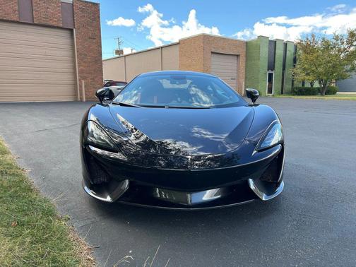 2019 McLaren 570S Coupe 2D