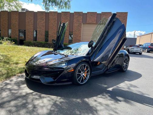 2019 McLaren 570S Coupe 2D