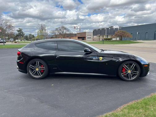 2014 Ferrari FF Coupe 2D