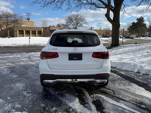 2022 Mercedes-Benz GLC 300 4MATIC