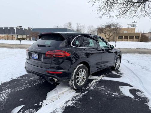 2016 Porsche Cayenne Cayenne