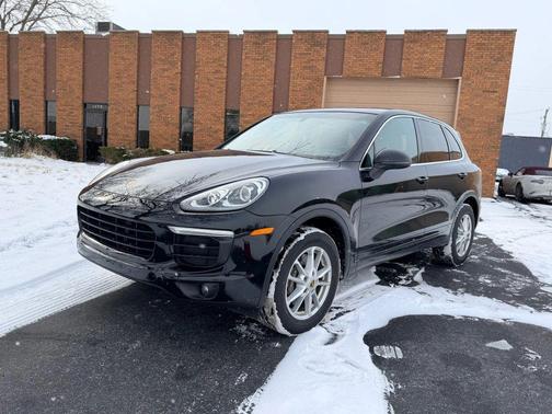 2016 Porsche Cayenne Cayenne