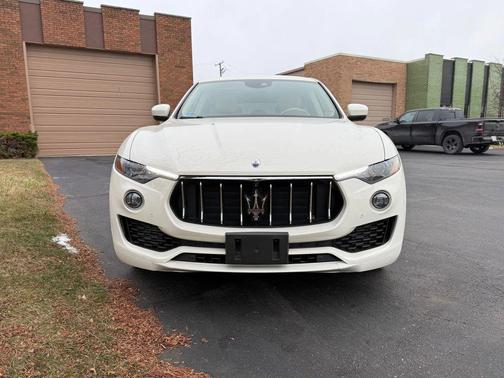 2018 Maserati Levante Base