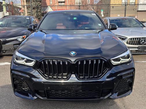 2022 BMW X6 xDrive40i