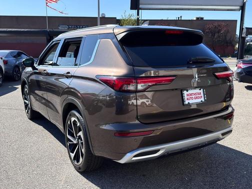 2022 Mitsubishi Outlander SEL Special Edition S-AWC